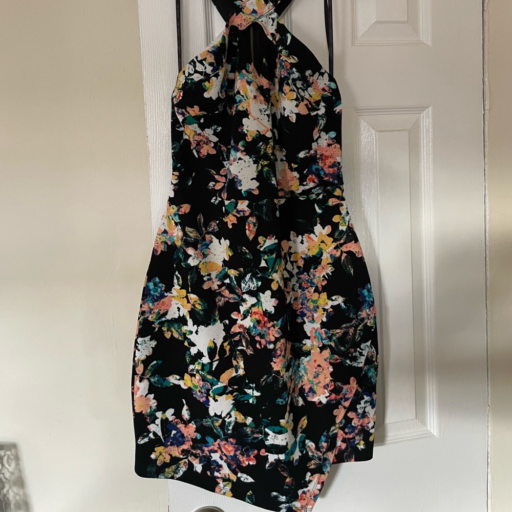 Floral dress never worn